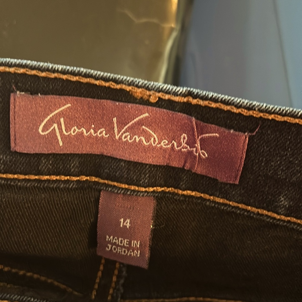Women jeans